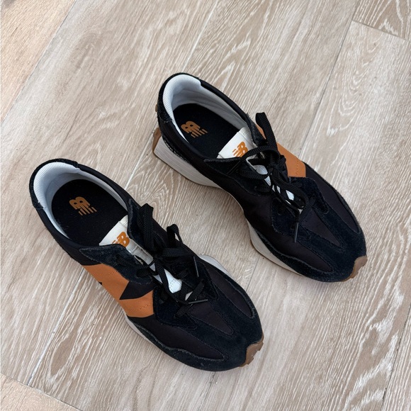 New Balance women Sneakers - Picture 2 of 2